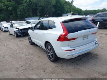 Volvo XC60 II 2023 Volvo XC 60 B5 Plus Bright Theme 2023 2.0l 2.0 Benzyna 247KM, zdjęcie 3
