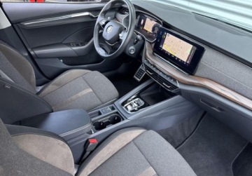 Skoda Octavia IV Scout 2.0 TDI 150KM 2022 Skoda Octavia Scout 2.0 TDI 4x4 150KM Matrix HeadUp Ambiente Kessy El.Klap, zdjęcie 11