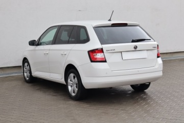Skoda Fabia III Kombi 1.2 TSI 90KM 2015 Skoda Fabia 1.2 TSI, Salon Polska, Klima, zdjęcie 3
