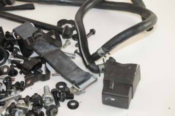 HONDA CB 750 HORNET RH12 КОМПЛЕКТ БОЛТОВ БОЛТЫ