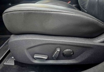 Ford Mondeo V Kombi 2.0 TDCi Bi-Turbo 210KM 2016 Ford Mondeo SW Ford Mondeo SW 2.0 TDCi Bi-Turbo PowerShift-Aut ST-Line 2.0, zdjęcie 17