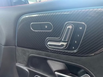 Mercedes GLB SUV 1.3 200 163KM 2025 MERCEDES-BENZ GLB 200 AMG Line Suv 1.3 (163KM) 2025, zdjęcie 9