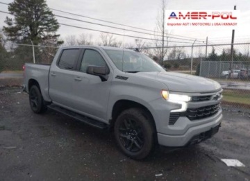 Chevrolet Silverado II 2024 Chevrolet Silverado 2024, 5.3L, 4x4, 1500 RST, od ubezpieczalni 5.3 Benzyna