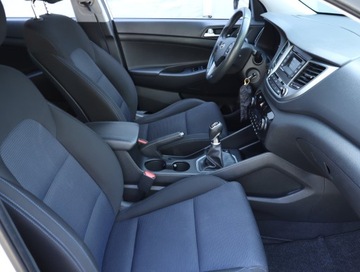 Hyundai Tucson III SUV 1.6 GDI 132KM 2016 Hyundai Tucson 1.6 GDI, Salon Polska, Klima, zdjęcie 8