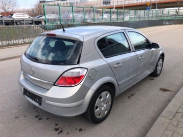 Opel Astra H Hatchback 5d 1.8 ECOTEC 125KM 2005 OPEL ASTRA 1.8 BENZYNA KLIMA Z NIEMIEC, zdjęcie 3