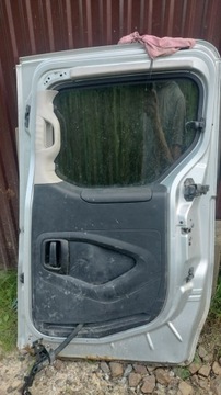 BERLINGO 3 PARTNER III 08-18R DVEŘE POSUVNÉ PRAVÉ SKLO (OKNO) ZÁMEK