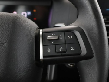 Citroen C4 III SUV 1.2 PureTech 130KM 2023 Citroen C4 automat, led, duże radio, klimatyzacja, zdjęcie 29