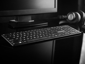 KLAWIATURA BEZPRZEWODOWA NOŻYCOWA MECHANIZM JAK W LAPTOPIE MODECOM MC-700W