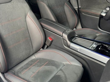 Mercedes GLB SUV 1.3 200 163KM 2025 MERCEDES-BENZ GLB 200 AMG Line Suv 1.3 (163KM) 2025, zdjęcie 4