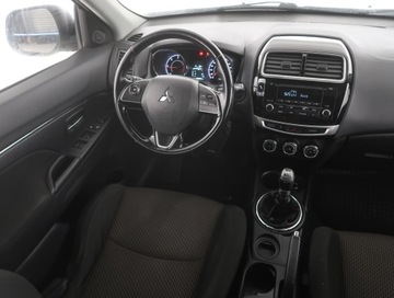 Mitsubishi ASX I SUV Facelifting 2015 1.6 DI-D 114KM 2015 Mitsubishi ASX 1.6 DI-D, Salon Polska, Serwis ASO, zdjęcie 6