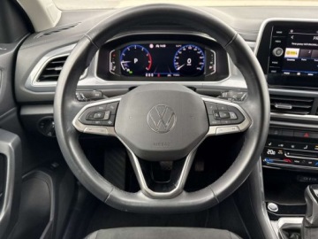 Volkswagen T-Roc I SUV Facelifting 1.5 TSI ACT 150KM 2024 Volkswagen T-Roc reflektory LED tempomat ACC podgrzewane fotele Digita, zdjęcie 15