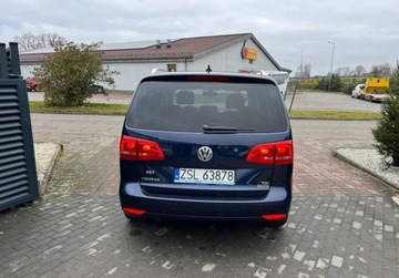 Volkswagen Touran II 1.6 TDI 105KM 2013 Volkswagen Touran swiezo sprowadzony Zarejestrowany Ubezpieczony 1.6, zdjęcie 5