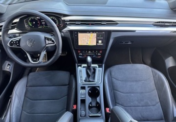 Volkswagen Arteon Fastback Facelifting 2.0 TDI 200KM 2022 Volkswagen Arteon SalonPL 2.0TDI 200KM R-Line Matrix ACC Kamera Asystenci, zdjęcie 16