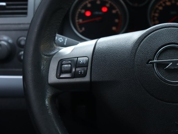 Opel Zafira B 1.8 ECOTEC 140KM 2006 Opel Zafira 1.8, 7 miejsc, Klima, Klimatronic, zdjęcie 18