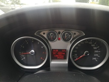 Ford Focus II Hatchback 5d 1.8 Duratec Flexifuel 125KM 2008 Ford Focus 1.8 16v 125KM Klimatronic Xenon Halogen, zdjęcie 12