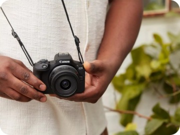 БЕЗЗЕРКАЛЬНАЯ КАМЕРА CANON EOS R100 БЕЗ ОБЪЕКТИВА