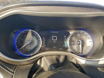 Chrysler Pacifica II 2022 Chrysler Pacifica Touring L 2022 3.6l 3.6 Benzyna 287KM, zdjęcie 9