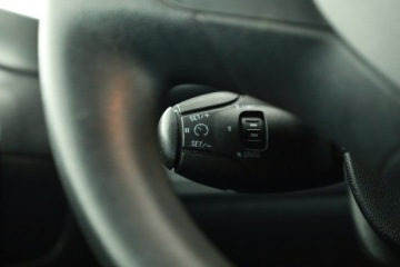 Peugeot 208 I Hatchback 5d Facelifting 1.2 PureTech 82KM 2016 Peugeot 208 1.2 PureTech, Salon Polska, Klima, zdjęcie 11