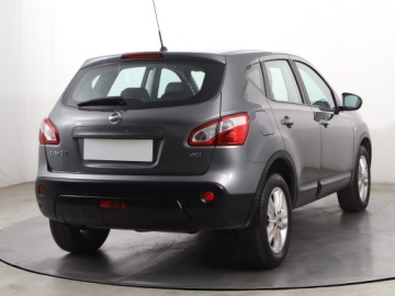 Nissan Qashqai I Crossover 2.0 dCi 150KM 2011 Nissan Qashqai 2.0 dCi, Salon Polska, zdjęcie 4