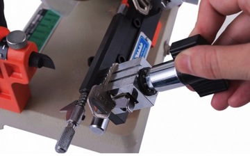 Машина для копирования ключей DEFU 238BS