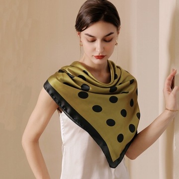 Женский шелковый шарф в горошек, 90,90 см.