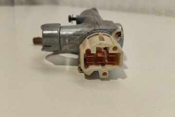 SPÍNACÍ SKŘÍŇKA NISSAN X-TRAIL (T30) 3244 2.2L DIESEL 100KW 2005