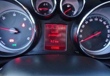 Opel Insignia I Sedan 2.0 CDTI ECOTEC 130KM 2010 Opel Insignia 2.0cdti,klima,navi,skory,oplac 2.0 Diesel 130KM, zdjęcie 13