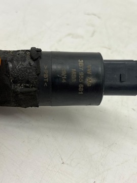 AUDI A4 B7 PUMPIČKA OSTŘIKOVAČŮ 3B7955681