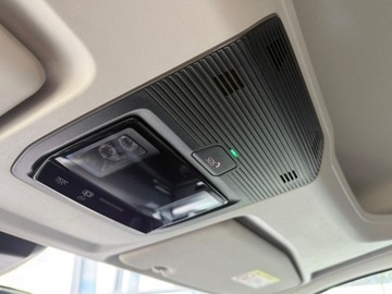 Ford Tourneo Connect IV Van 2,0 EcoBlue 102KM 2023 Ford Tourneo Connect 2.0 102KM Titanium AppConenct GrzaneFotele NiskiPrzeb, zdjęcie 26