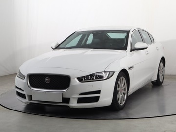 Jaguar XE Sedan 2.0 i4 180KM 2016 Jaguar XE 20d, Salon Polska, Serwis ASO, 177 KM, zdjęcie 1