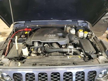 Jeep Gladiator 2023 Jeep Gladiator Sport 2023 3.0 Diesel 285KM, zdjęcie 6