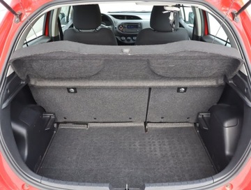 Toyota Yaris III Hatchback 5d Facelifting 2017 1.0 VVT-i 72KM 2019 Toyota Yaris 1.0 VVT-i, Salon Polska, Klima, zdjęcie 13