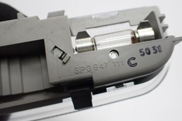 LAMPA INTERIÉR KABINY ORIGINÁLNÍ 8P0947111 SKODA RAPID 15R