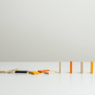 ПЛАН ИГРУШЕК МИНИ-ДОМИНО БЛОК-ГОНКА ДЛЯ ДЕТЕЙ 3+