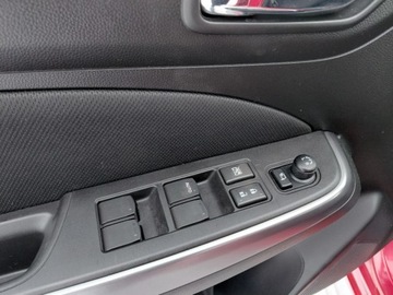 Suzuki Swift VI 2020 Suzuki Swift ALL GRIP Navi Sensor Elektryka PDC LED Kamera 1.2 Hybryda 83KM, zdjęcie 10