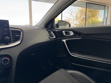 Kia XCeed PHEV 1.6 GDi Plug-in Hybrid 141KM 2021 Kia XCeed Spirit Plug In / 1 właściciel / FV 23% /, zdjęcie 24