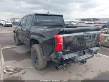 Toyota Tacoma II 2024 Toyota Tacoma 2024r., SR5, od ubezpieczalni 2.4 Benzyna 278KM, zdjęcie 4