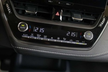 Toyota Corolla XII Sedan Facelifting 1.8 Hybrid 140KM 2023 Toyota Corolla 1.8 Hybrid Comfort 1.8 Hybryda 140KM, zdjęcie 24