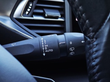 Peugeot 308 II Hatchback Facelifting 1.5 BlueHDI 130KM 2021 Peugeot 308 1WŁ. SalonPL FV23% Virtual Cockpit Czu, zdjęcie 19