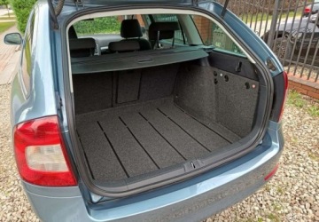 Skoda Octavia II Kombi 1.6 MPI 102KM 2009 Skoda Octavia Skoda Octavia 1.6 Combi Ambiente 1.6 Benzyna 102KM, zdjęcie 15