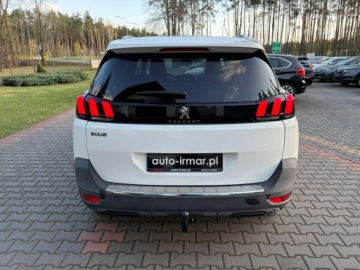 Peugeot 5008 II Crossover 1.2 PureTech 130KM 2017 Peugeot 5008 7-osobowy Półskóry Panorama dach, zdjęcie 6