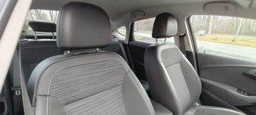 Opel Astra J Sedan 1.4 Turbo ECOTEC 140KM 2018 Opel Astra Krajowy, gaz fabryczny., zdjęcie 12