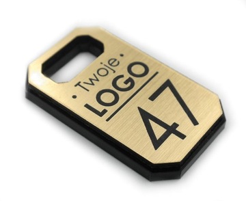 БРЕЛОКИ БРЕЛОК Номер для гардероба гостиницы 7х4 см.