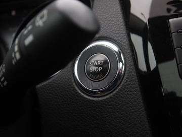 Nissan Qashqai II Crossover Facelifting 1.3DIG-T 140KM 2019 Nissan Qashqai 1.3 DIG-T, Salon Polska, zdjęcie 17