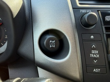 Toyota RAV4 III MPV Facelifting 2.2 D-4D 150KM 2011 Toyota RAV-4 4x4 2.2D 2011 Bogata Wersja Elektryka, zdjęcie 13