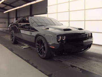 Dodge Challenger III 2020 Dodge Challenger 2020, 6.2L, SRT, Hellcat 6.2 Benzyna 717KM, zdjęcie 3