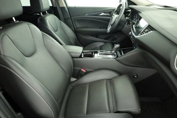 Opel Insignia II Sports Tourer 2.0 CDTI 210KM 2019 Opel Insignia 2.0 BiTurbo CDTI, 206 KM, 4X4, zdjęcie 6