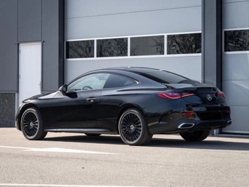 Mercedes CLE Coupe 2.0 200 204KM 2025 MERCEDES-BENZ CLE 200 4-Matic AMG Line 2.0 (204KM) 2025, zdjęcie 2