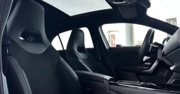 Mercedes Klasa A W177/V177 Hatchback Facelifting 2.0 220 190KM 2024 Mercedes-Benz Klasa A 4Matic AMG Line Multibeam AndroidAuto Pamiec foteli, zdjęcie 23