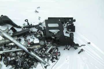 KAWASAKI NINJA 125 19-23 БОЛТЫ ВИНТЫ